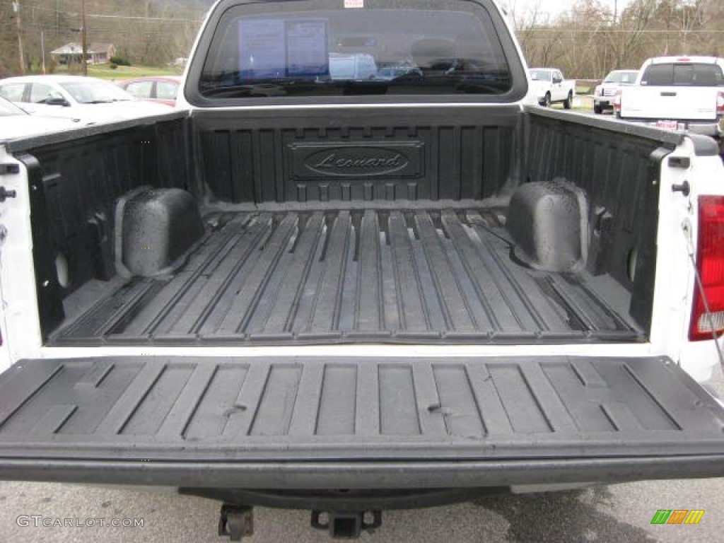 2004 F150 XL Heritage SuperCab 4x4 - Oxford White / Heritage Graphite Grey photo #9