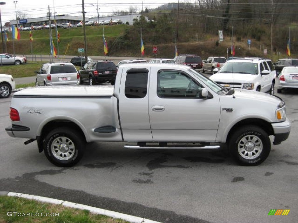 Silver Metallic 2003 Ford F150 XLT SuperCab 4x4 Exterior Photo #62113153