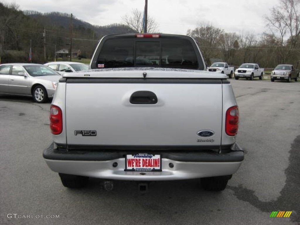 2003 F150 XLT SuperCab 4x4 - Silver Metallic / Medium Graphite Grey photo #7