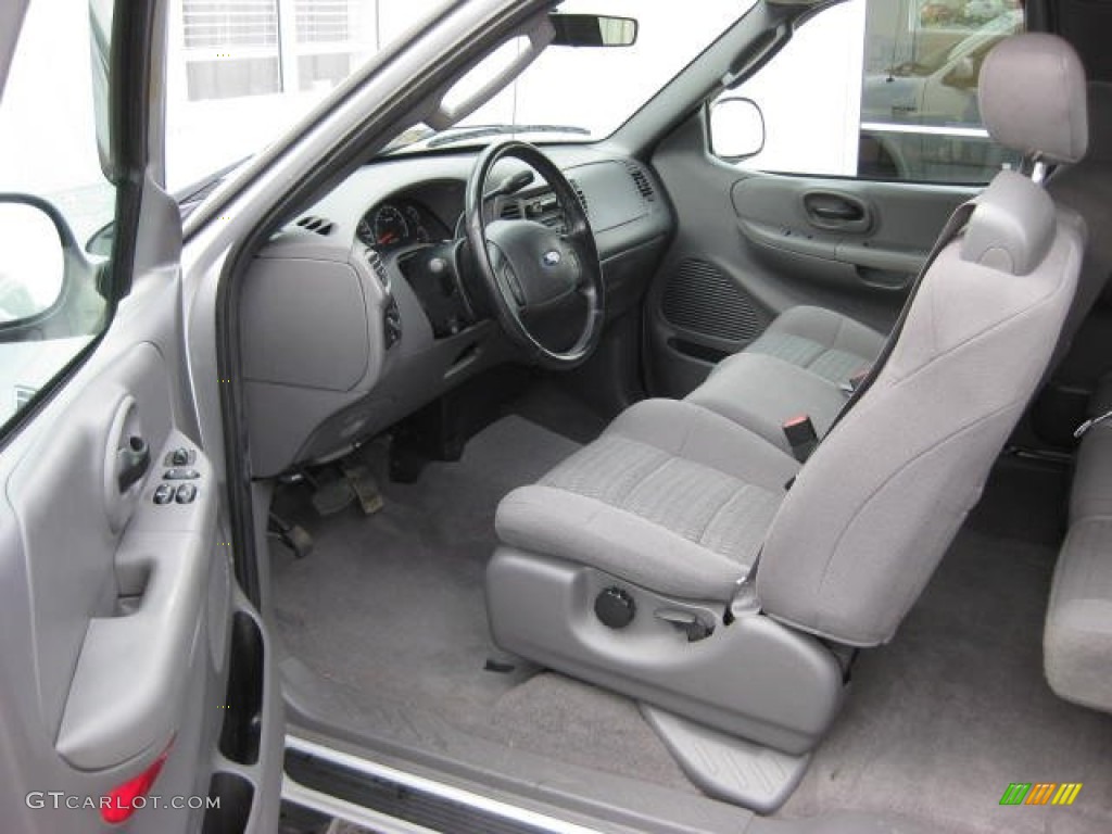 Medium Graphite Grey Interior 2003 Ford F150 XLT SuperCab 4x4 Photo #62113223