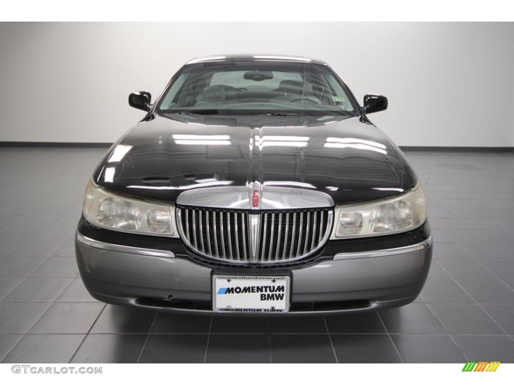 1999 Town Car Signature - Ebony Black / Light Graphite photo #6