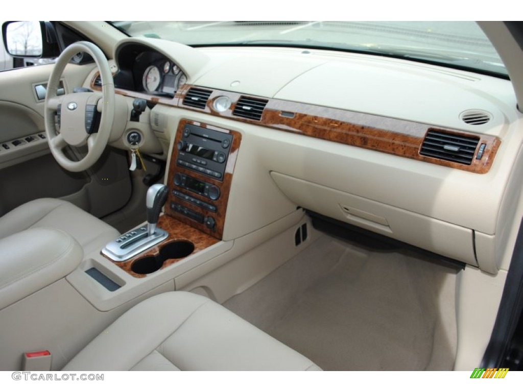 Pebble Beige Interior 2005 Ford Five Hundred Limited Photo #62115146
