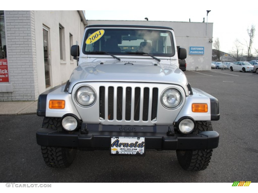 2004 Wrangler Rubicon 4x4 - Bright Silver Metallic / Dark Slate Gray photo #2