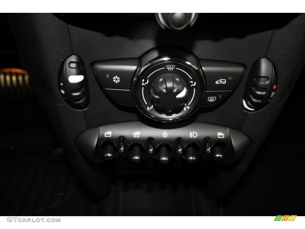 2012 Mini Cooper S Convertible Controls Photo #62117981