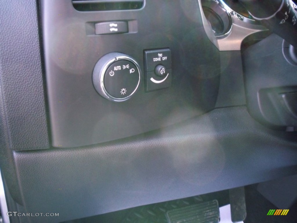 2011 Silverado 1500 LT Regular Cab 4x4 - Sheer Silver Metallic / Ebony photo #19