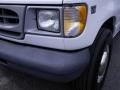 Oxford White - E Series Van E350 Cargo Photo No. 4