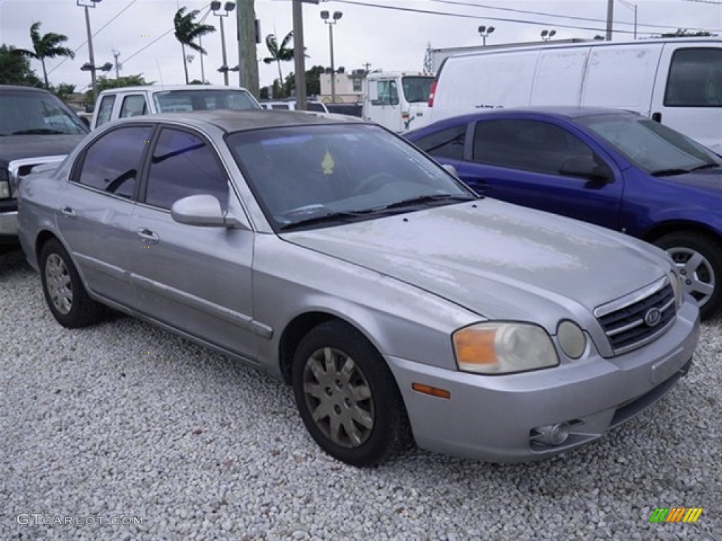 2004 Optima LX - Diamond Silver / Gray photo #2