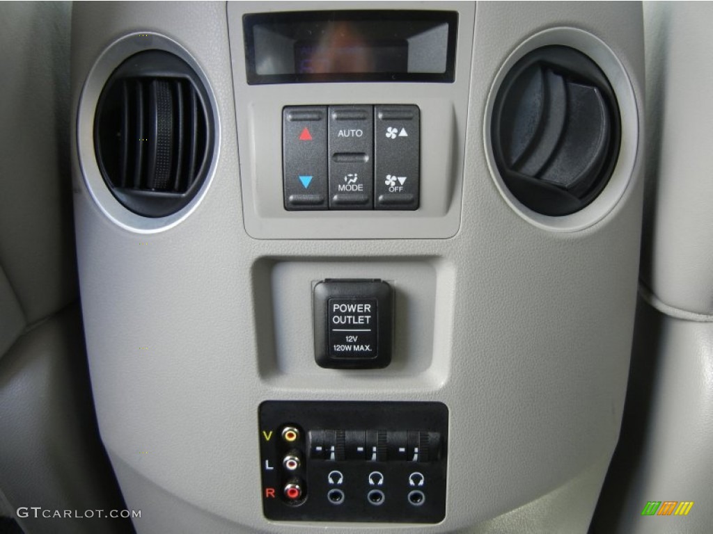 2010 Honda Pilot EX-L Controls Photo #62121263