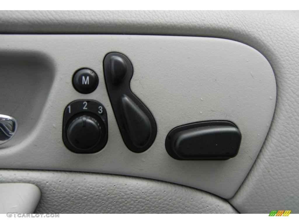 2007 Mercedes-Benz C 230 Sport Controls Photo #62121523