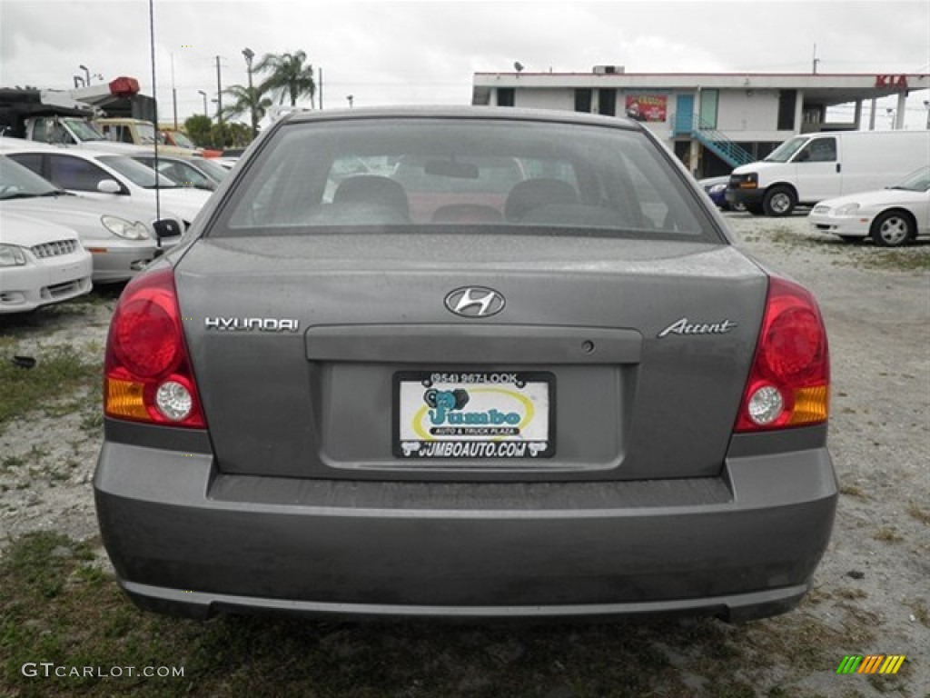 2004 Accent GL Sedan - Stormy Gray / Gray photo #9