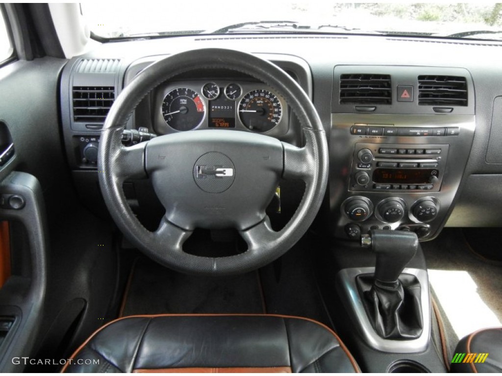 2006 Hummer H3 Standard H3 Model Ebony Black/Morroco Brown Steering Wheel Photo #62122191