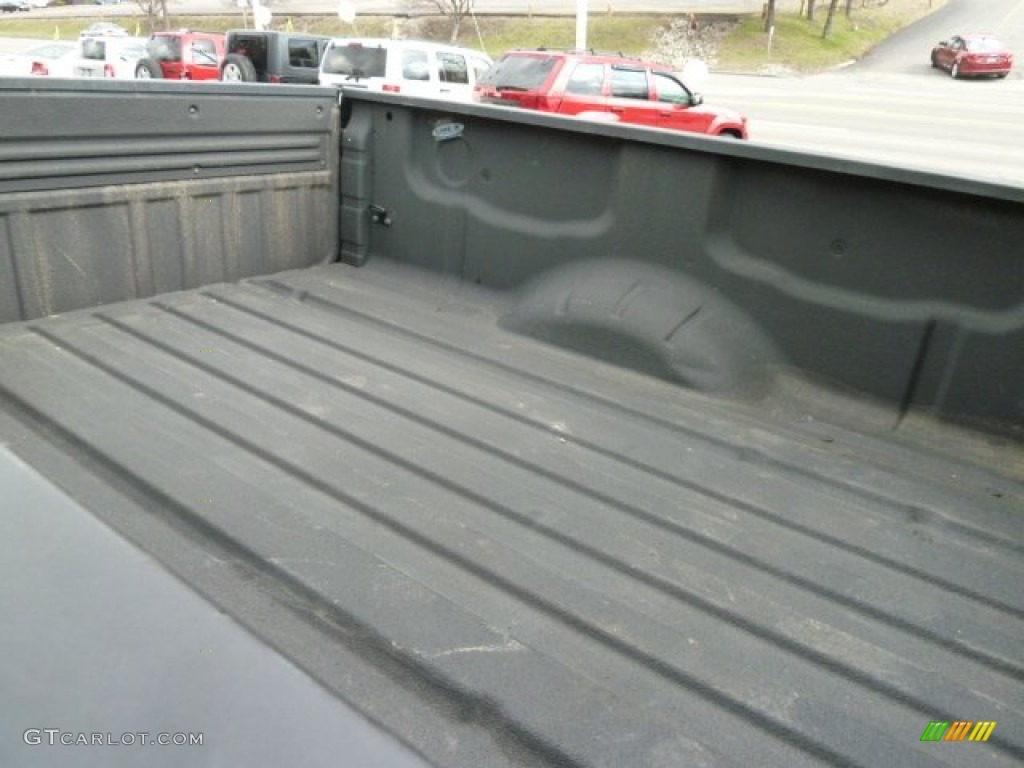 2004 Titan XE King Cab 4x4 - Deep Water Blue/Green / Sand/Steel photo #15