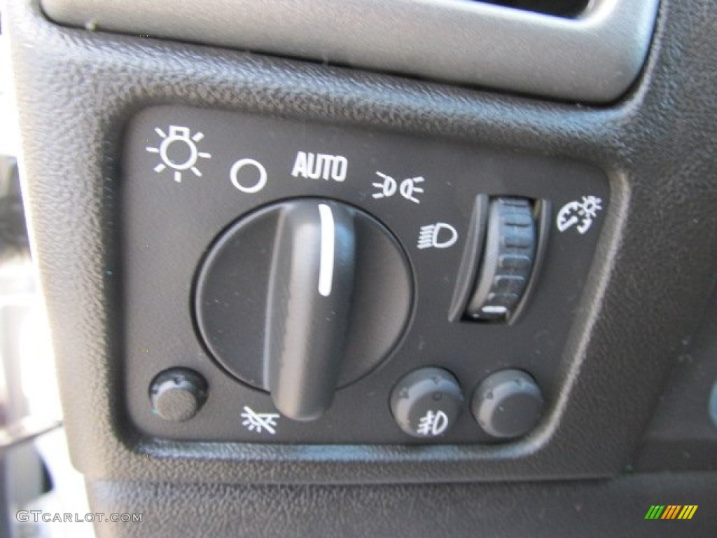 2012 GMC Canyon SLE Crew Cab 4x4 Controls Photo #62125589