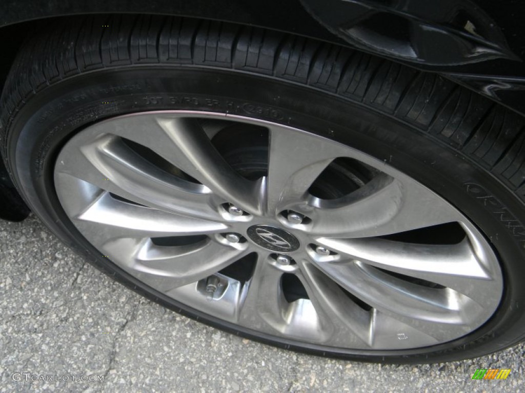 2011 Sonata SE - Midnight Black / Black photo #7