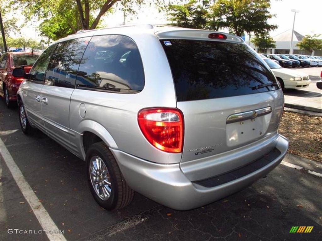 2002 Town & Country Limited AWD - Bright Silver Metallic / Taupe photo #3