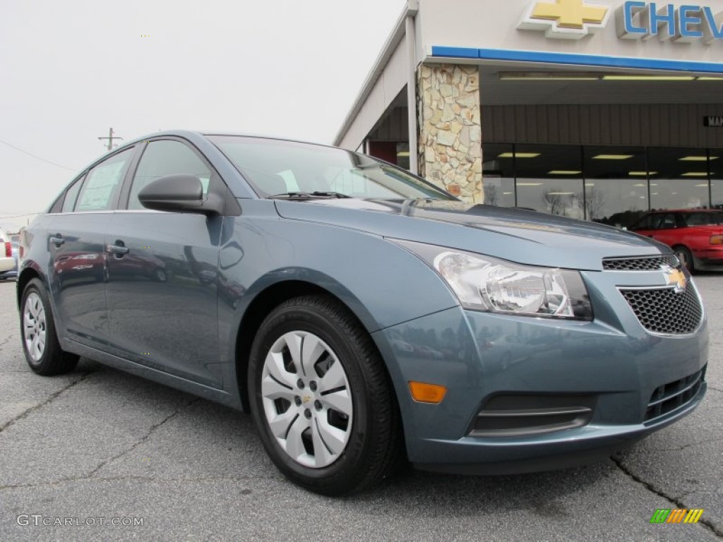 Blue Granite Metallic Chevrolet Cruze