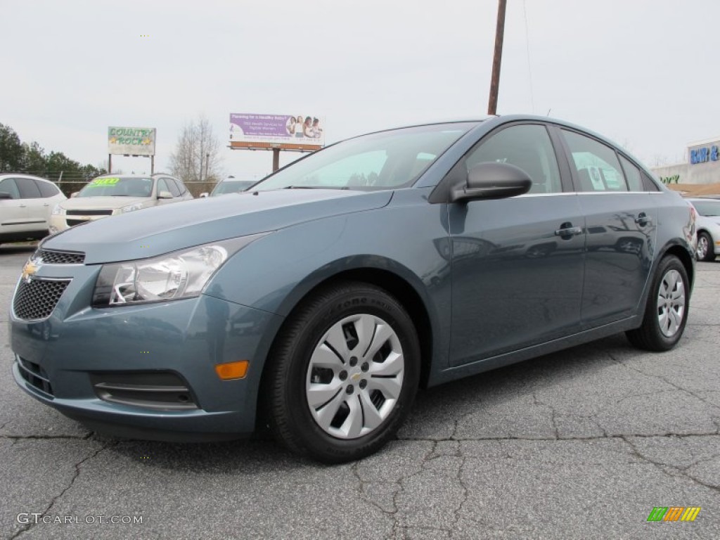 2012 Cruze LS - Blue Granite Metallic / Jet Black/Medium Titanium photo #3