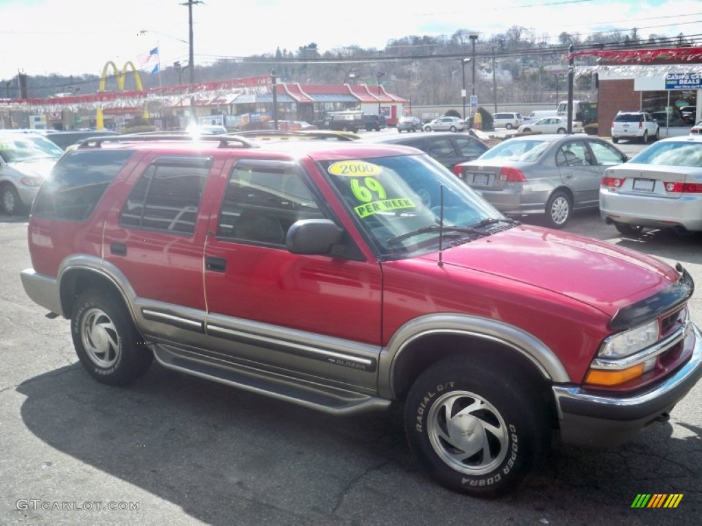 2000 Blazer LT 4x4 - Majestic Red Metallic / Graphite Gray photo #3