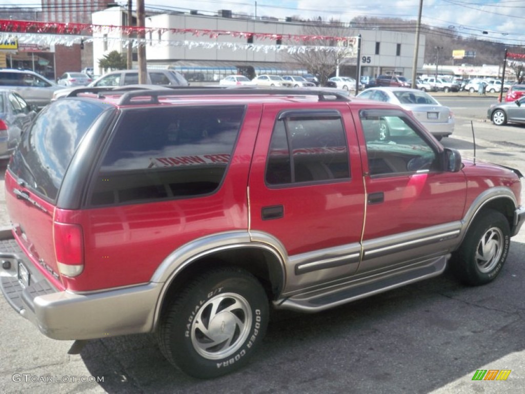 2000 Blazer LT 4x4 - Majestic Red Metallic / Graphite Gray photo #4