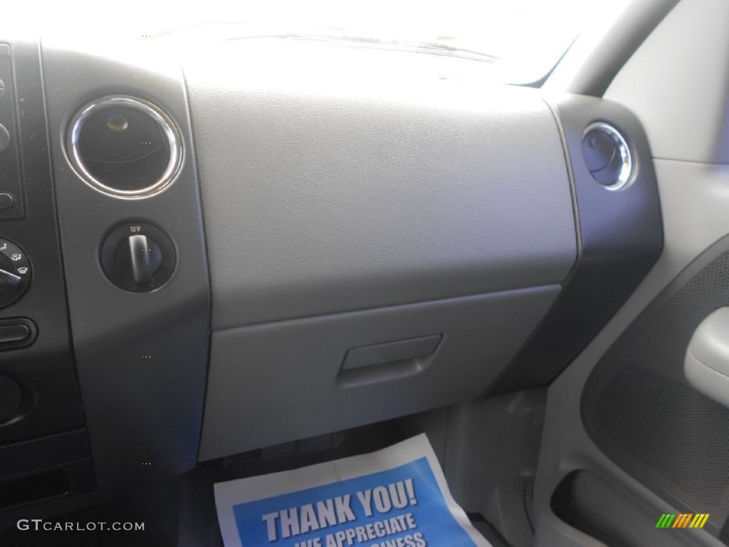2004 F150 XLT SuperCrew - Aspen Green Metallic / Dark Flint photo #18