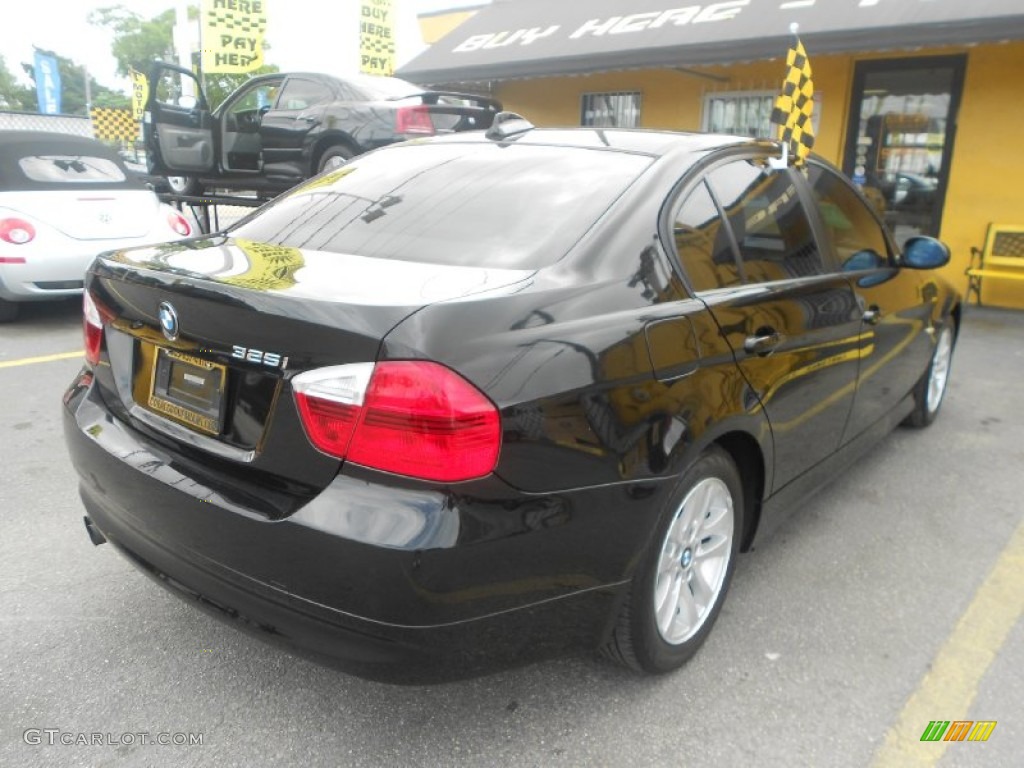 2006 3 Series 325i Sedan - Black Sapphire Metallic / Beige photo #6