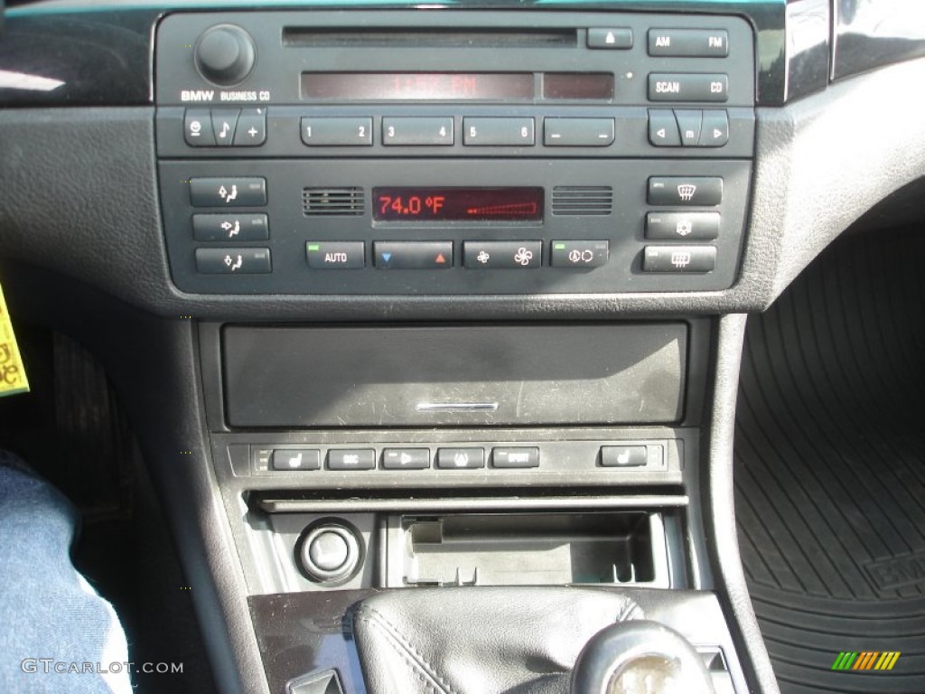 2001 BMW M3 Coupe Controls Photo #62142305