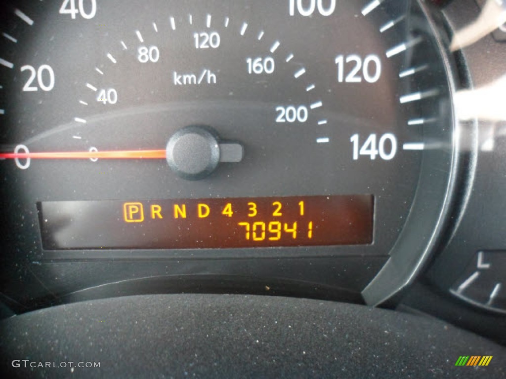 2004 Titan XE King Cab - Red Brawn / Graphite/Titanium photo #2