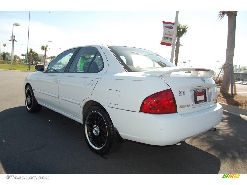 2005 Sentra 1.8 S Special Edition - Cloud White / Charcoal photo #4