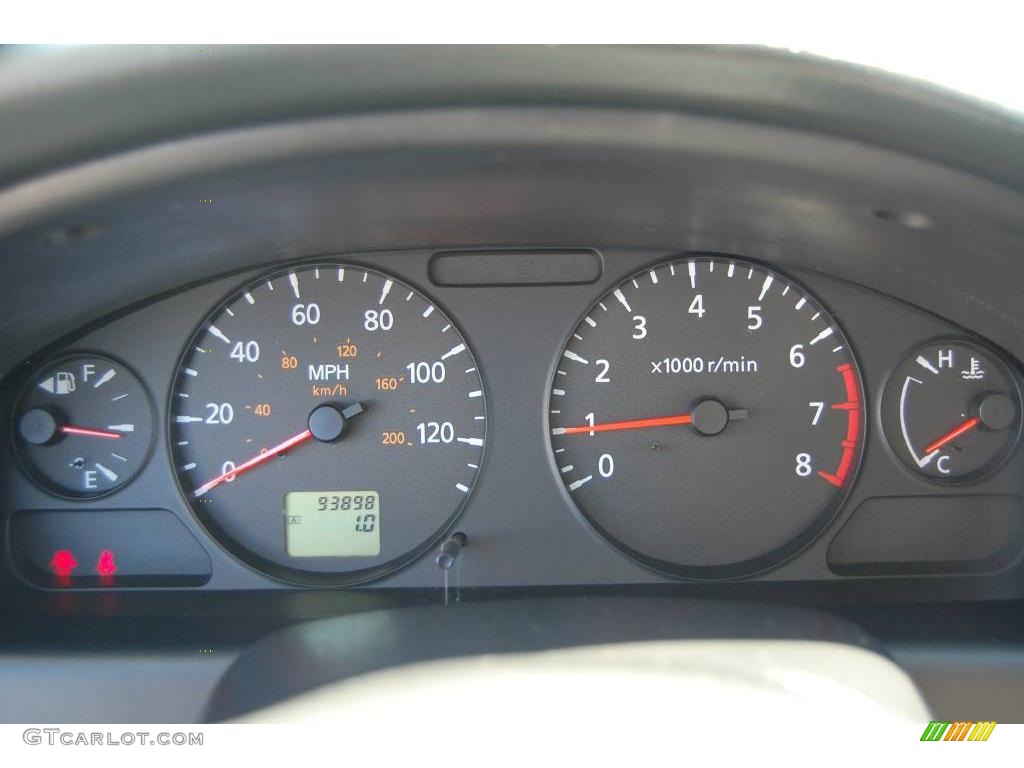 2005 Sentra 1.8 S Special Edition - Cloud White / Charcoal photo #15