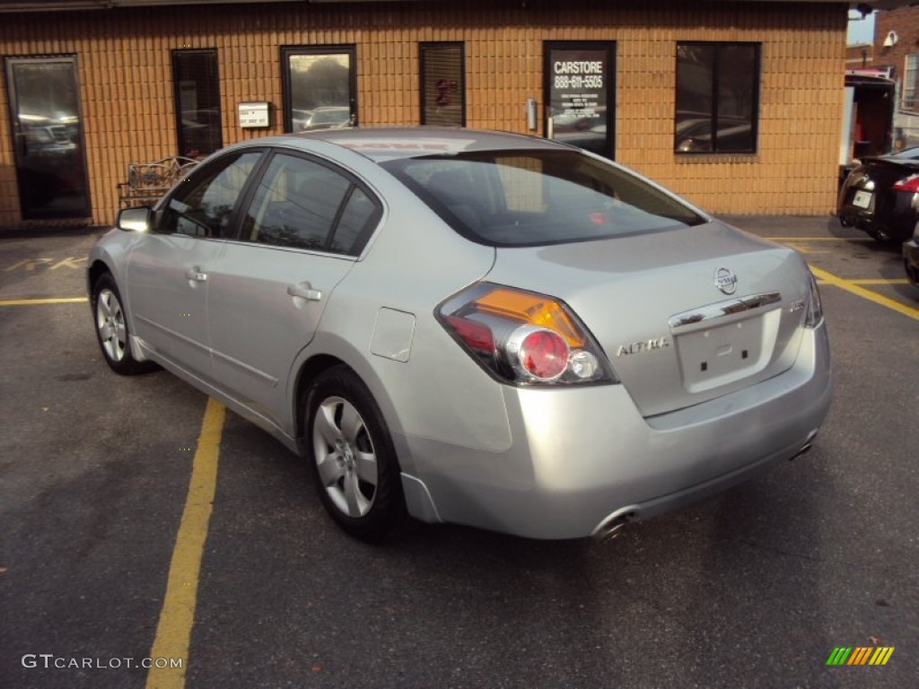 2008 Altima 2.5 S - Radiant Silver Metallic / Charcoal photo #5