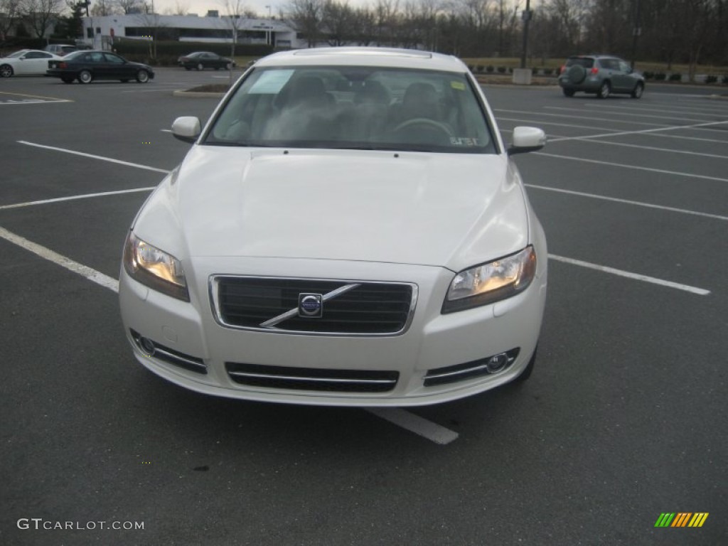 2007 S80 V8 AWD - White Pearl / Sandstone Beige photo #2