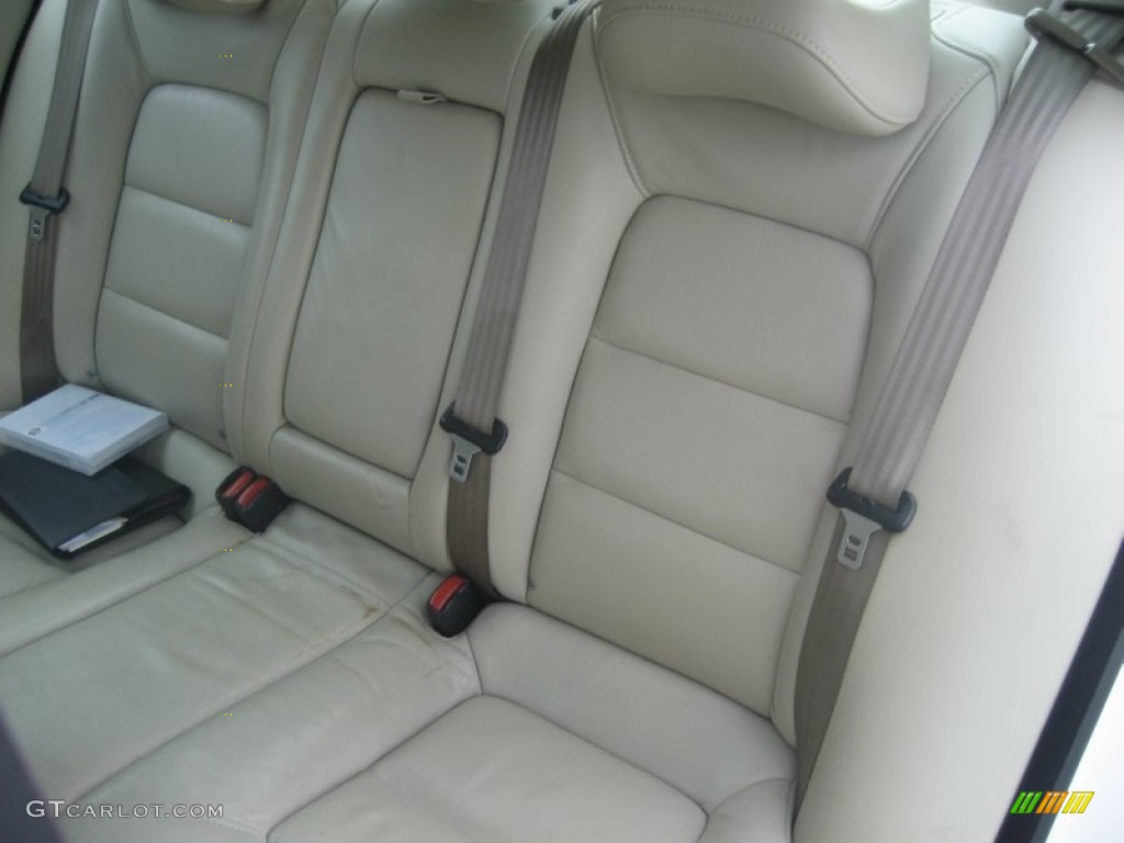 2007 S80 V8 AWD - White Pearl / Sandstone Beige photo #21
