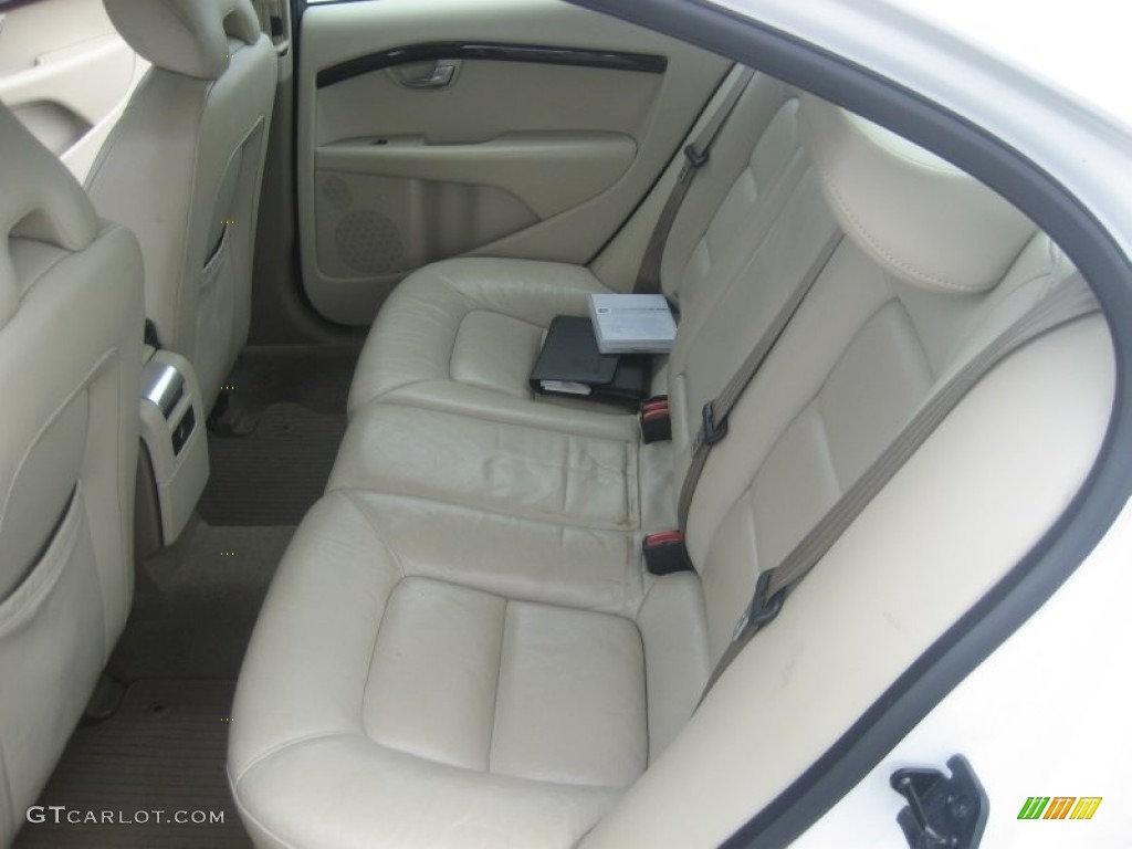 2007 S80 V8 AWD - White Pearl / Sandstone Beige photo #22