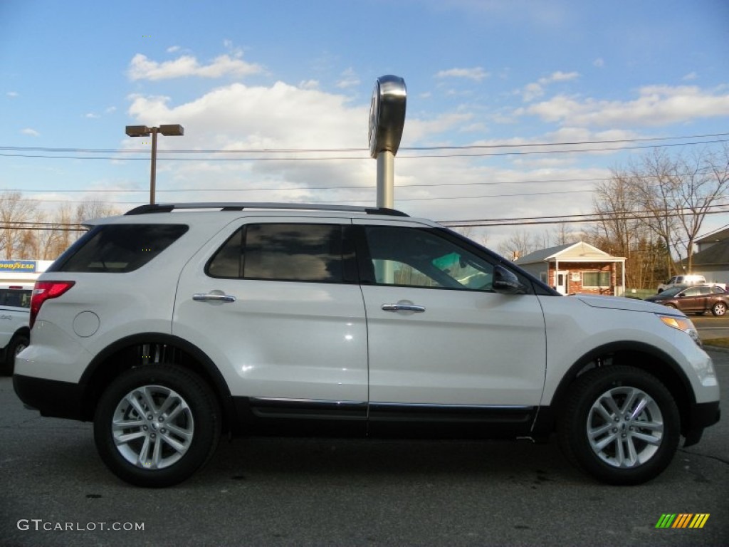 2013 Explorer XLT 4WD - White Platinum Tri-Coat / Charcoal Black photo #4