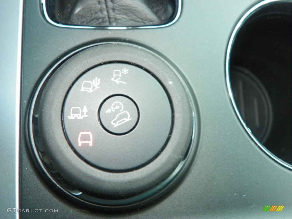 2013 Ford Explorer XLT 4WD Controls Photo #62155602
