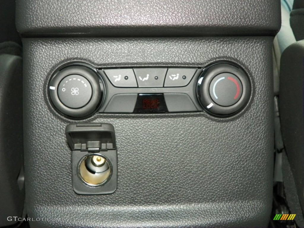 2013 Ford Explorer XLT 4WD Controls Photo #62155623