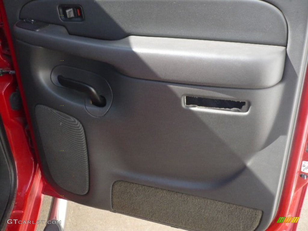 2004 Silverado 2500HD LT Crew Cab 4x4 - Victory Red / Dark Charcoal photo #18