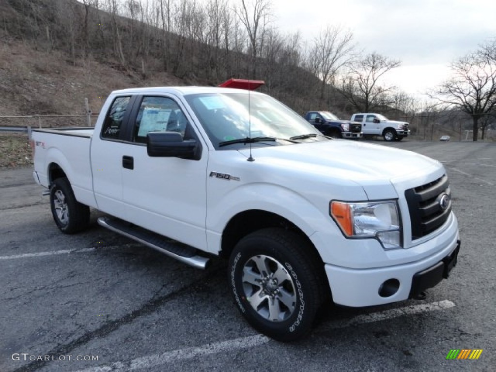 2012 F150 STX SuperCab 4x4 - Oxford White / Steel Gray photo #1