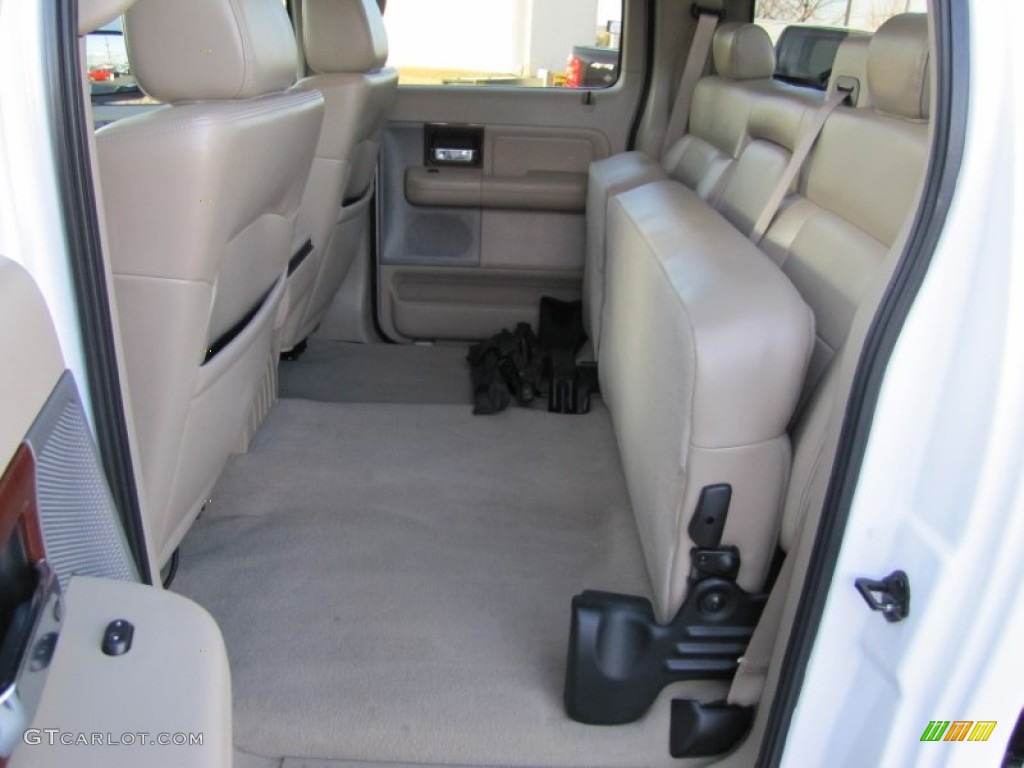 2006 F150 Lariat SuperCrew 4x4 - Oxford White / Tan photo #28