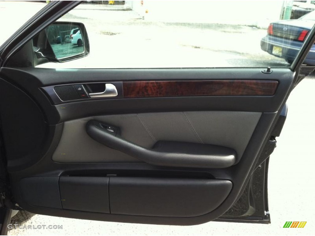 2003 Audi Allroad 2.7T quattro Platinum/Saber Black Door Panel Photo #62165842