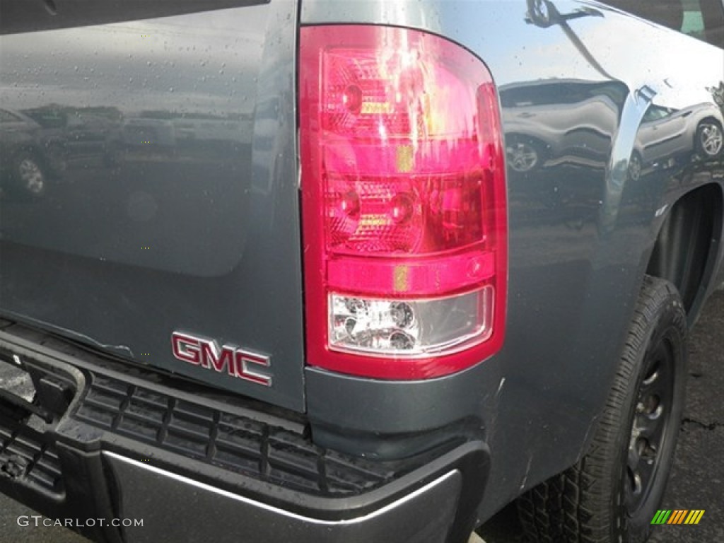 2007 Sierra 1500 Classic SL Regular Cab - Stealth Gray Metallic / Dark Titanium photo #13