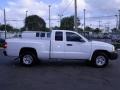 Bright White - Dakota ST Club Cab Photo No. 12