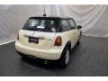 Pepper White - Cooper Hardtop Photo No. 2