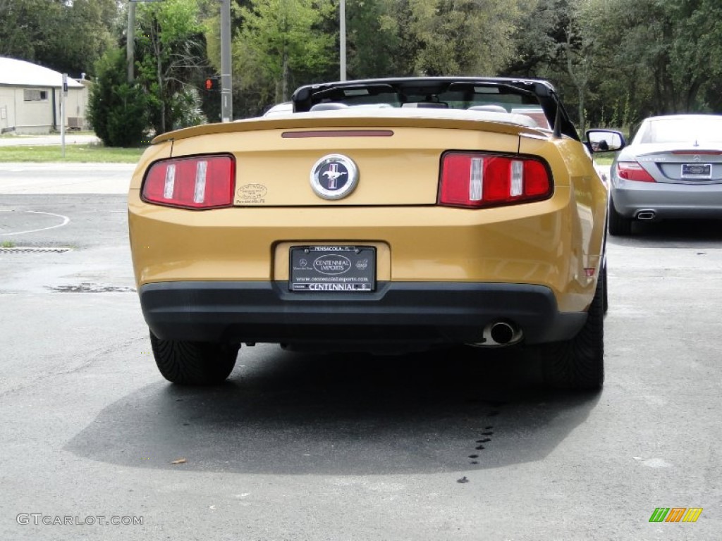 2010 Mustang V6 Premium Convertible - Sunset Gold Metallic / Charcoal Black photo #9
