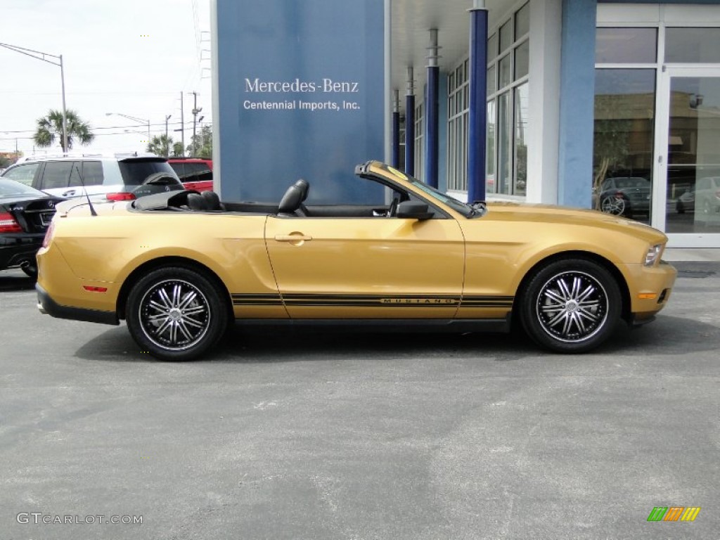 2010 Mustang V6 Premium Convertible - Sunset Gold Metallic / Charcoal Black photo #12