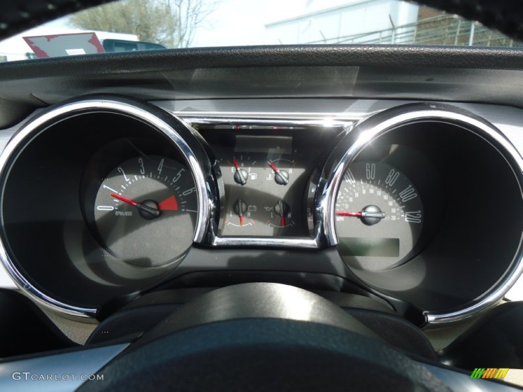 2005 Ford Mustang V6 Premium Convertible Gauges Photo #62174290