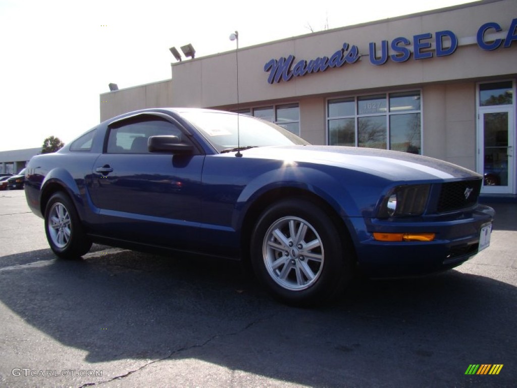 2007 Mustang V6 Deluxe Coupe - Vista Blue Metallic / Medium Parchment photo #2