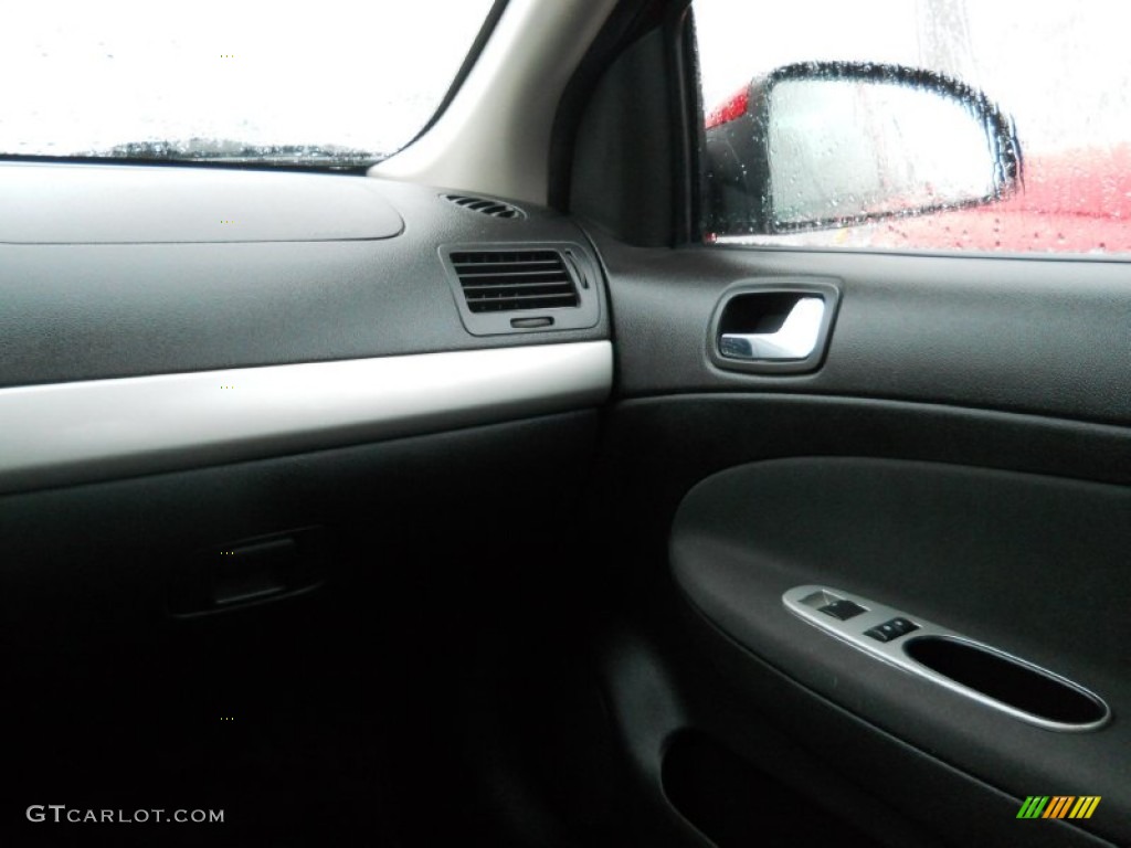 2010 Cobalt LT Sedan - Victory Red / Gray photo #6