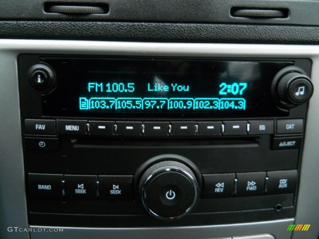 2010 Cobalt LT Sedan - Victory Red / Gray photo #8