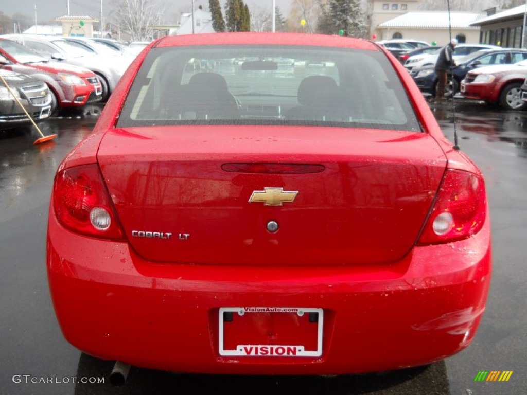 2010 Cobalt LT Sedan - Victory Red / Gray photo #14